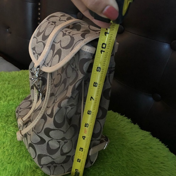 Coach small backpack - Picture 3 of 5